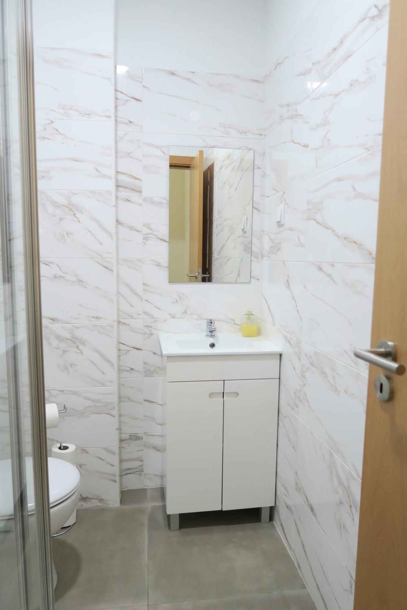 Cosmopolitan - Ground Floor Homestay